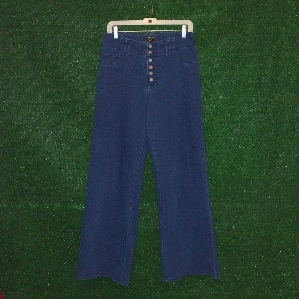 G by Giuliana exposed button flare leg jeans